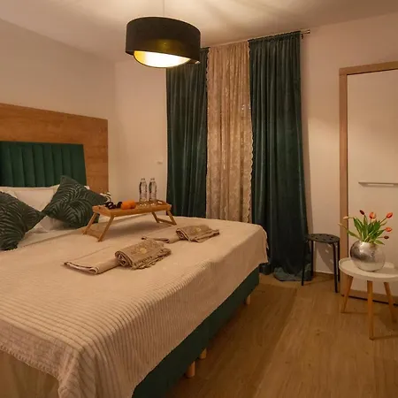 Dia - Details Make A Diference