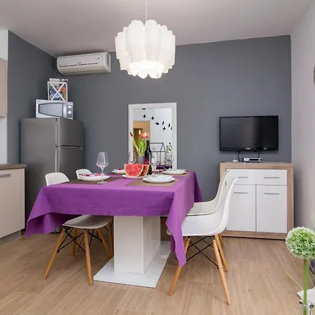 Guest house Dia - Details Make A Diference Biograd Na Moru