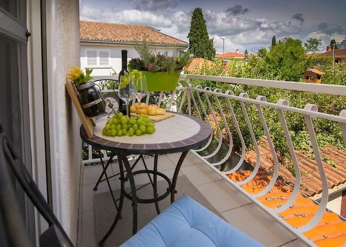 Dia - Details Make A Diference