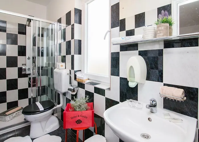 Dia - Details Make A Diference