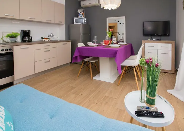 Dia - Details Make A Diference